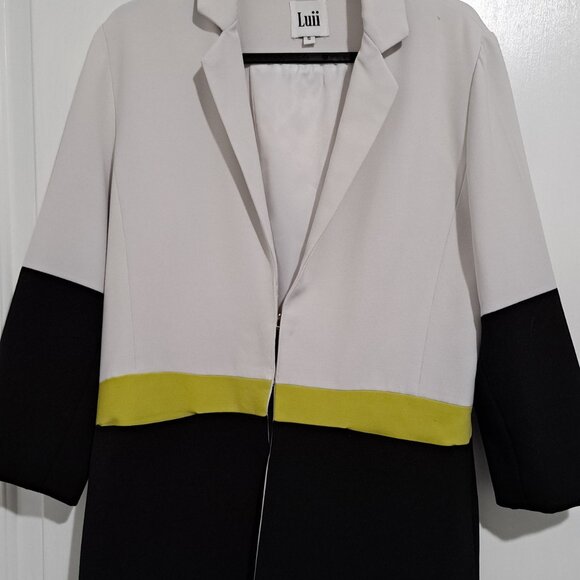 Luii Women's Dress Jacket - Picture 2 of 2